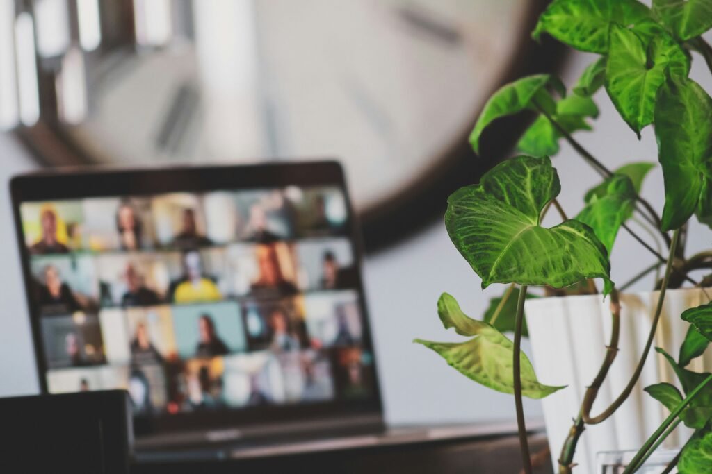 remote vs. on-site jobs
